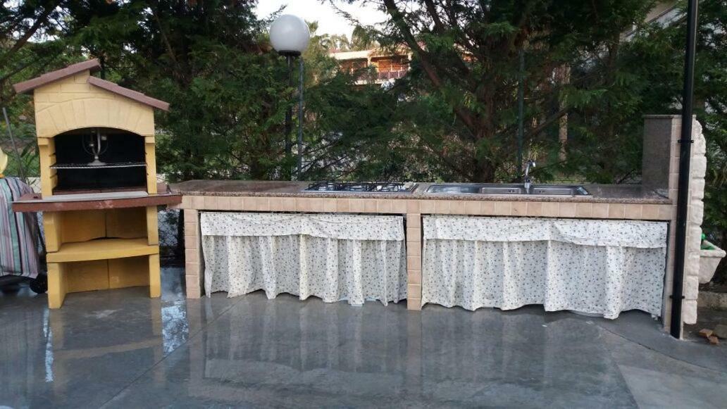 Casa Vacanze Oasi Felicita Нова-Сірі-Маріна Екстер'єр фото